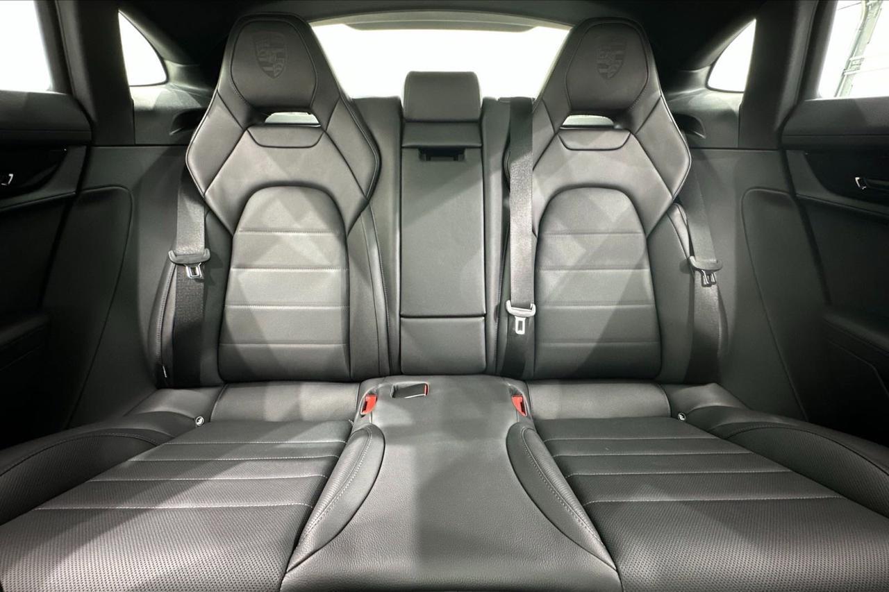 2025 Porsche Panamera 4 Newark DE
