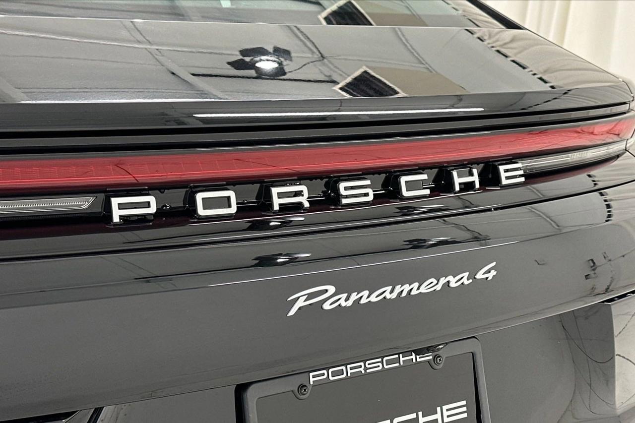2025 Porsche Panamera 4 Newark DE
