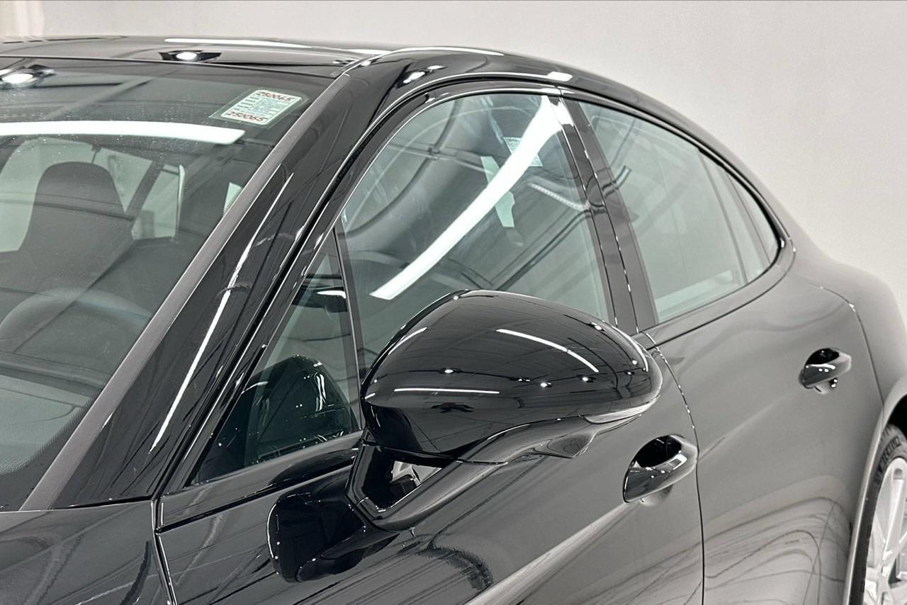 2025 Porsche Panamera 4 Newark DE