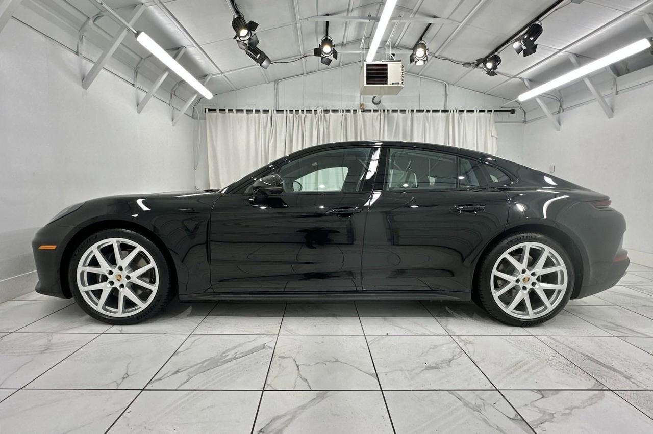 2025 Porsche Panamera 4 Newark DE