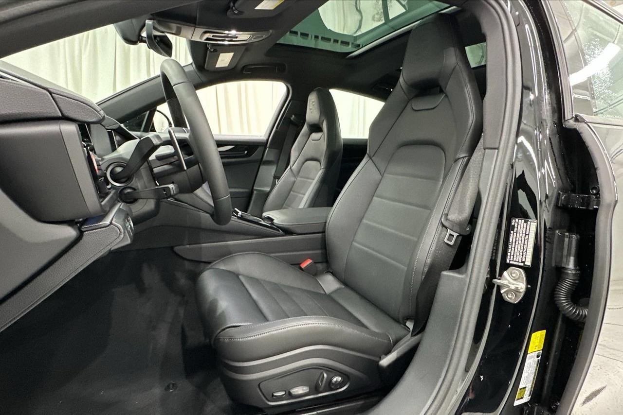 2025 Porsche Panamera 4 Newark DE