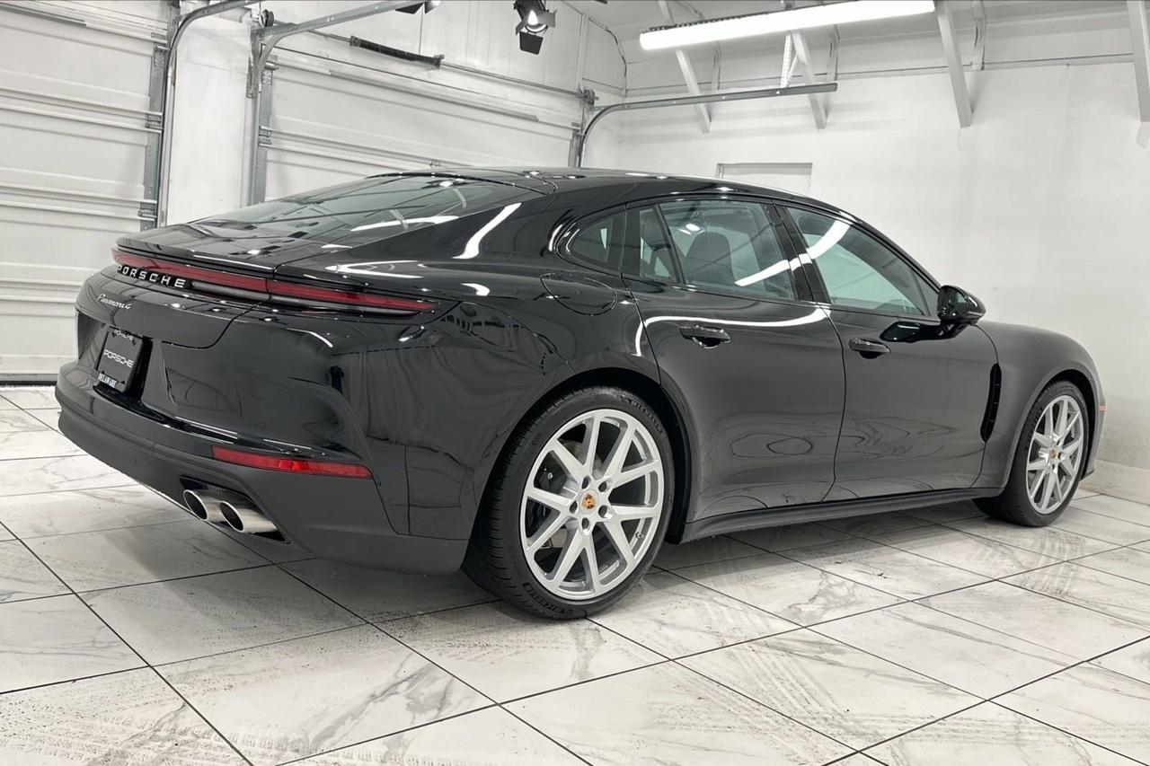 2025 Porsche Panamera 4 Newark DE