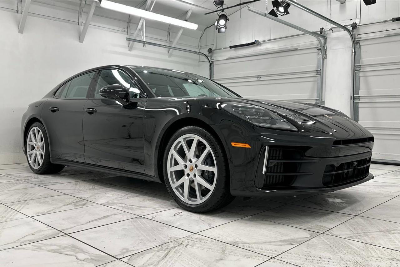2025 Porsche Panamera 4 Newark DE