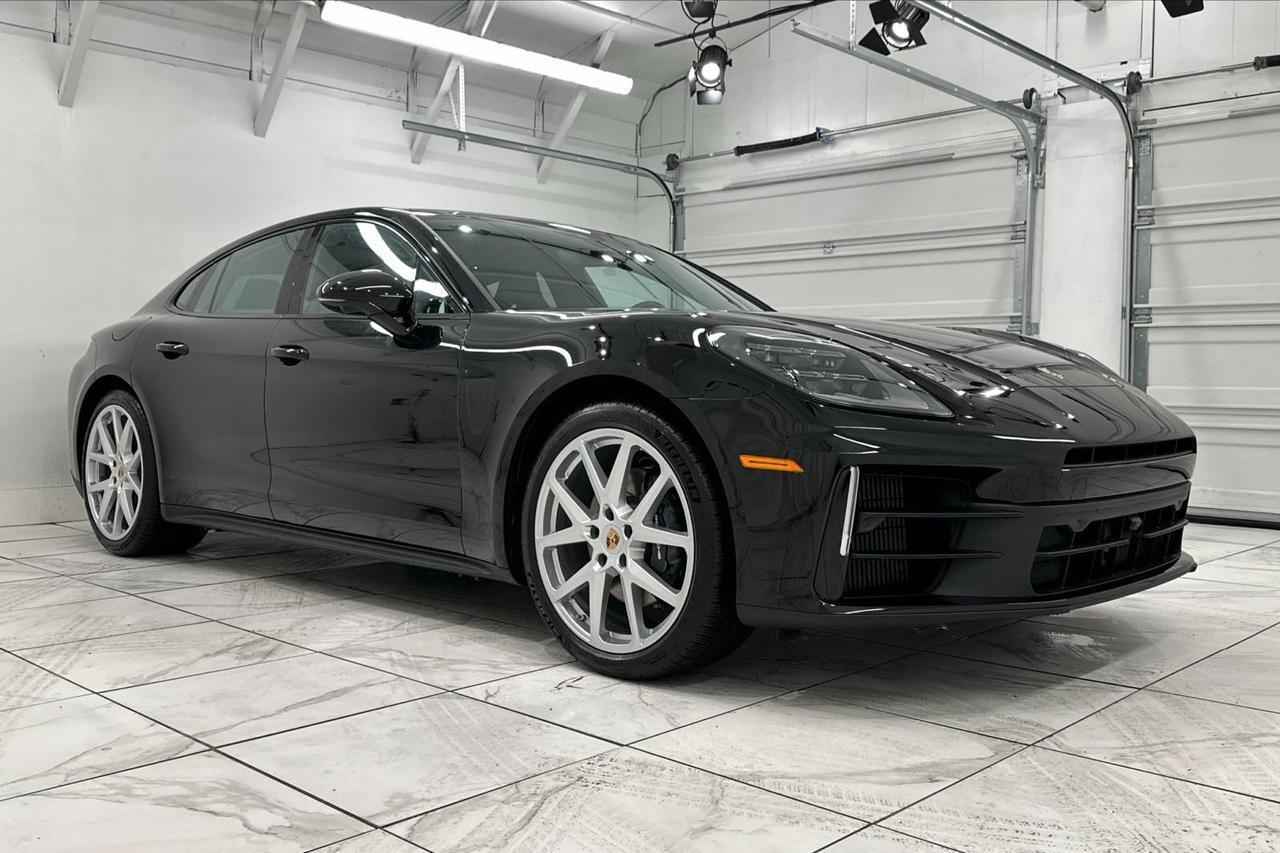 2025 Porsche Panamera 4 Newark DE