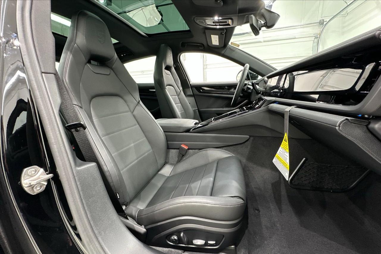 2025 Porsche Panamera 4 Newark DE