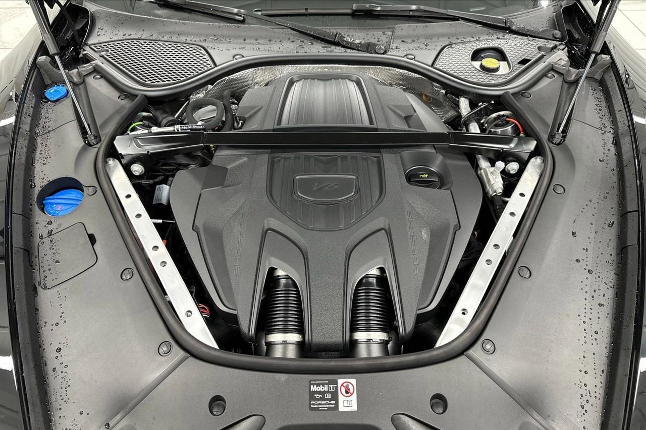 2025 Porsche Panamera 4 Newark DE