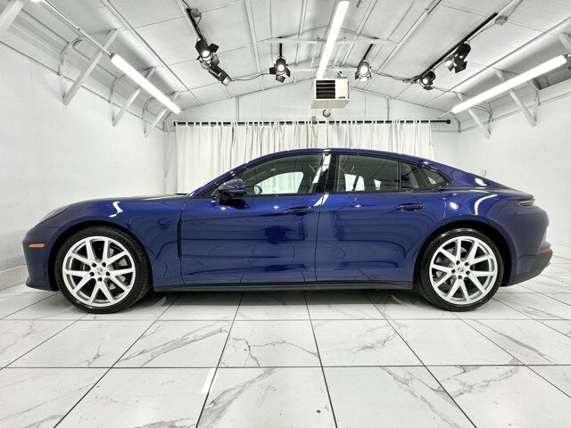 2025 Porsche Panamera 4 Newark DE