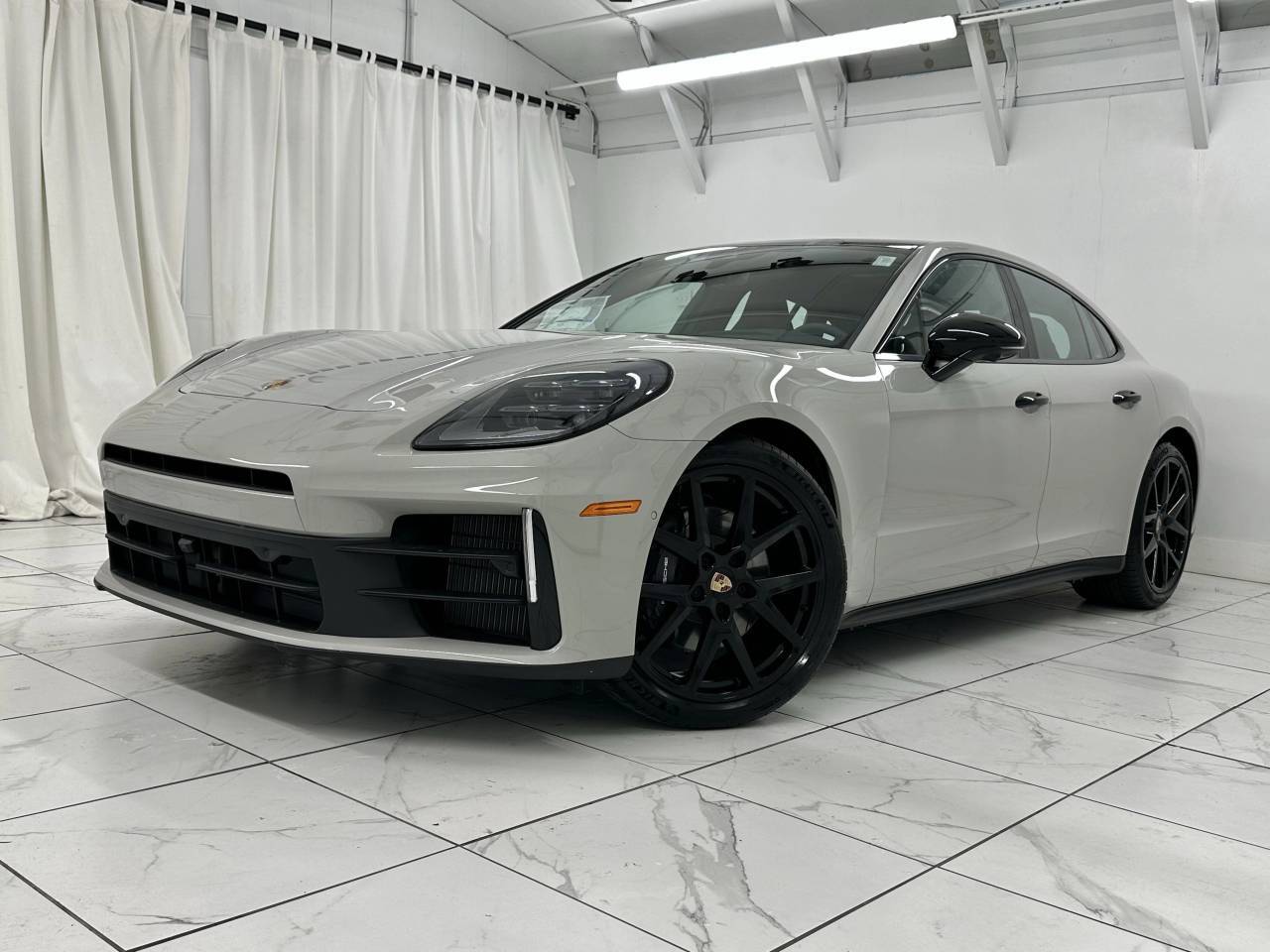 2025 Porsche Panamera 4 Newark DE