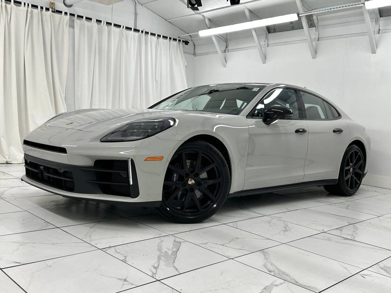 2025 Porsche Panamera 4 Newark DE
