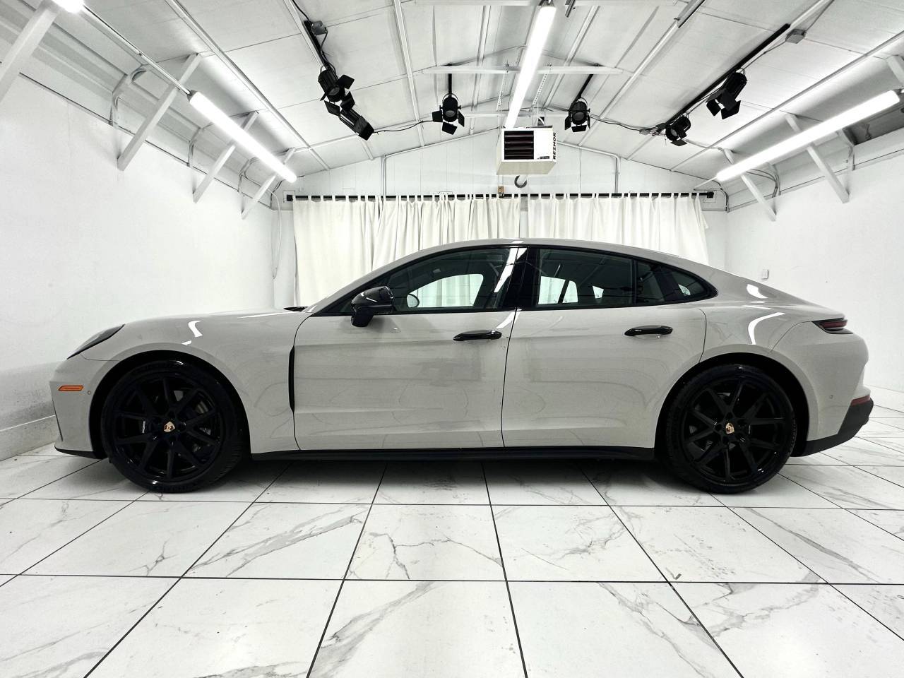 2025 Porsche Panamera 4 Newark DE