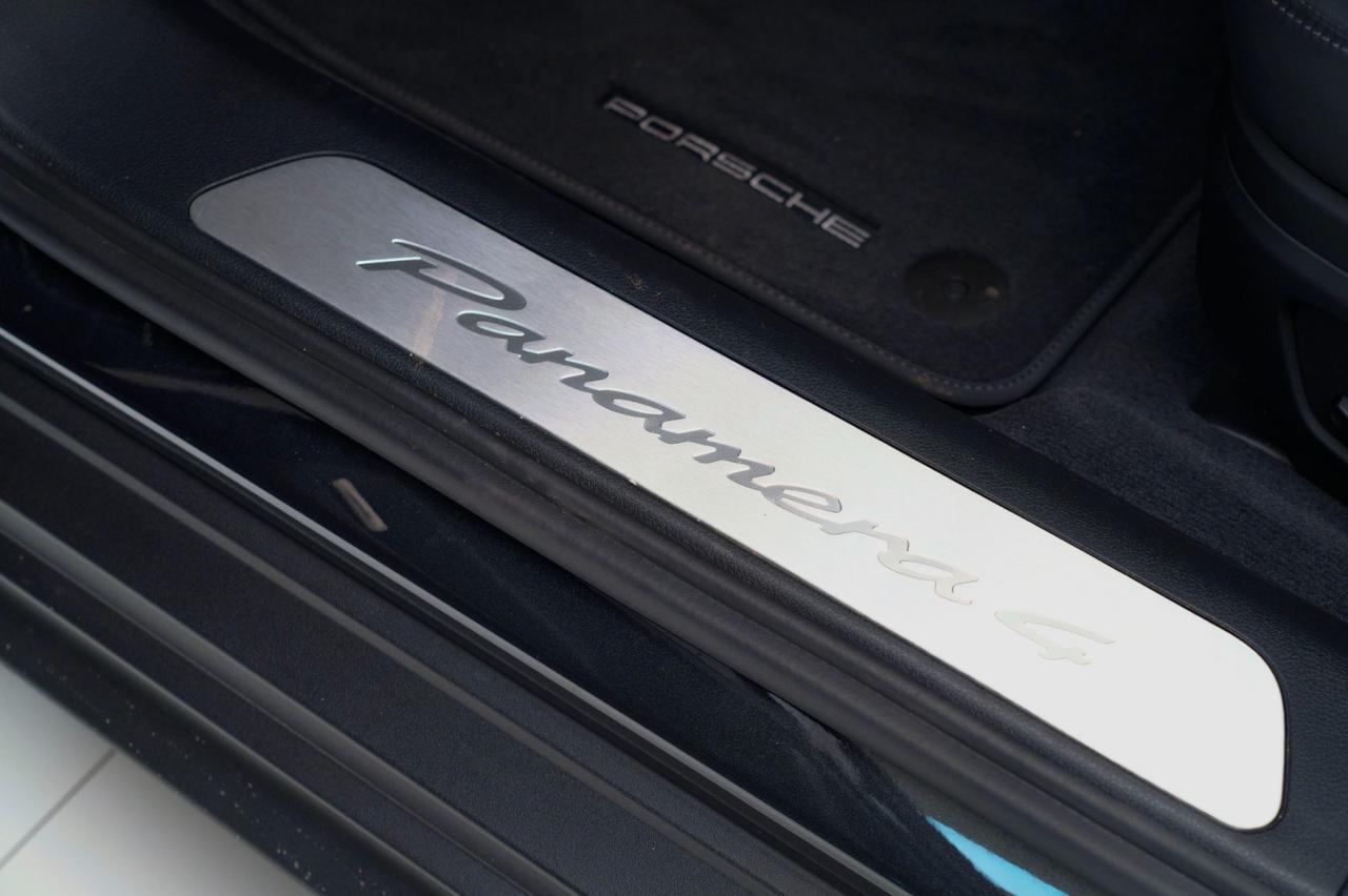 2025 Porsche Panamera 4 Pompano Beach FL