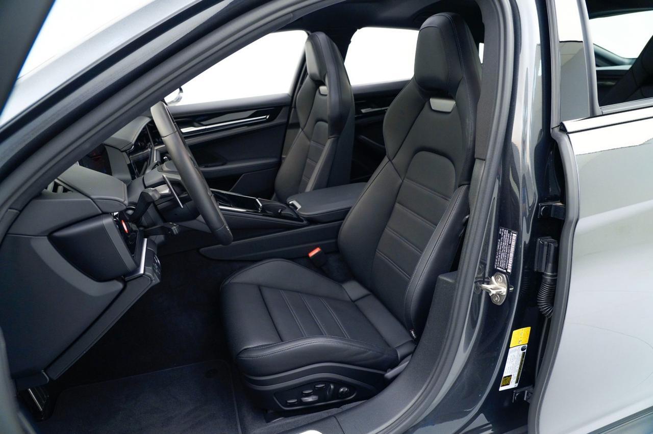 2025 Porsche Panamera 4 Pompano Beach FL