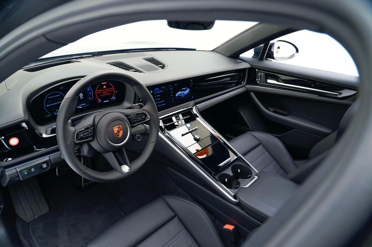 2025 Porsche Panamera 4 Pompano Beach FL