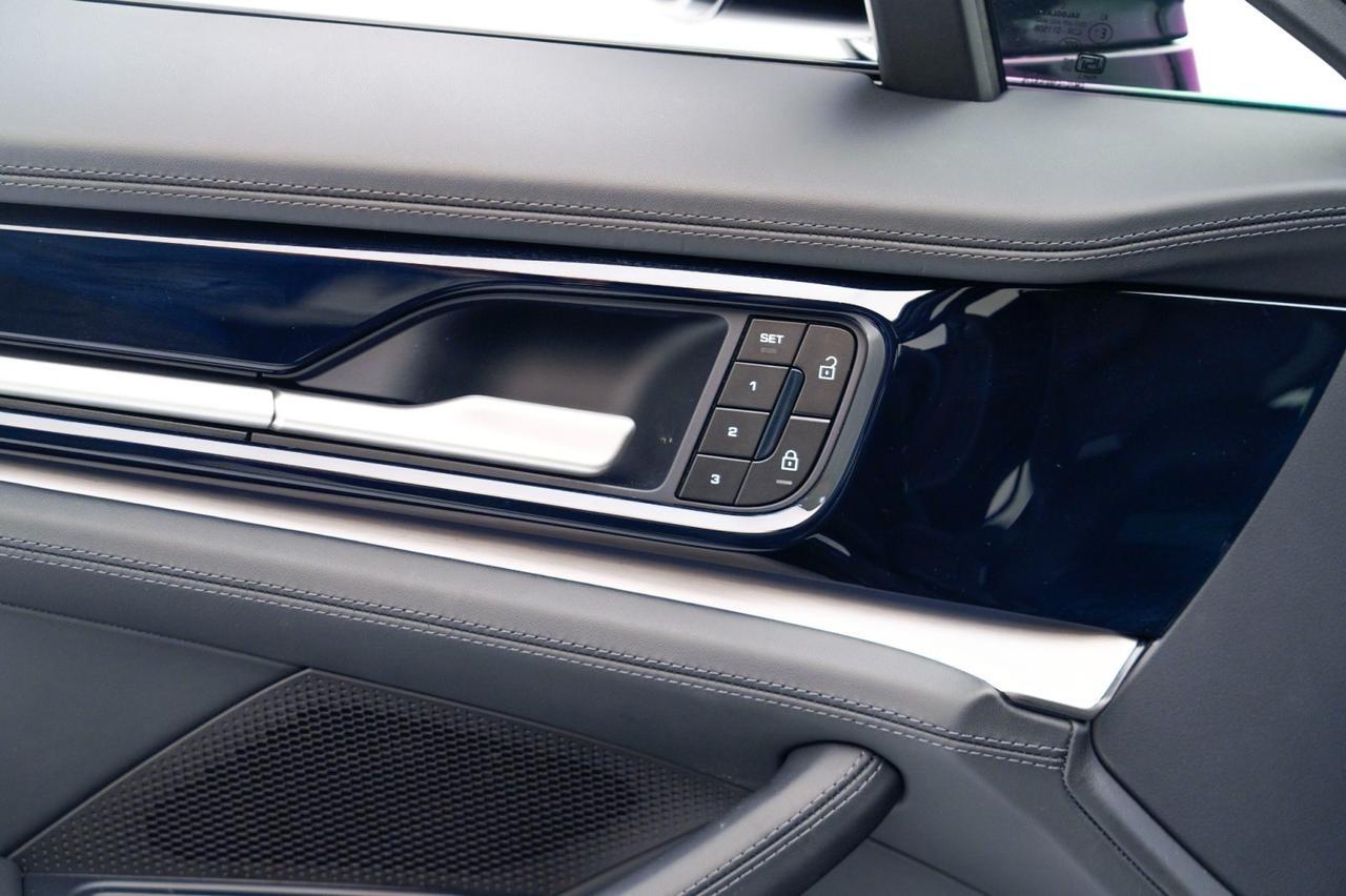 2025 Porsche Panamera 4 Pompano Beach FL