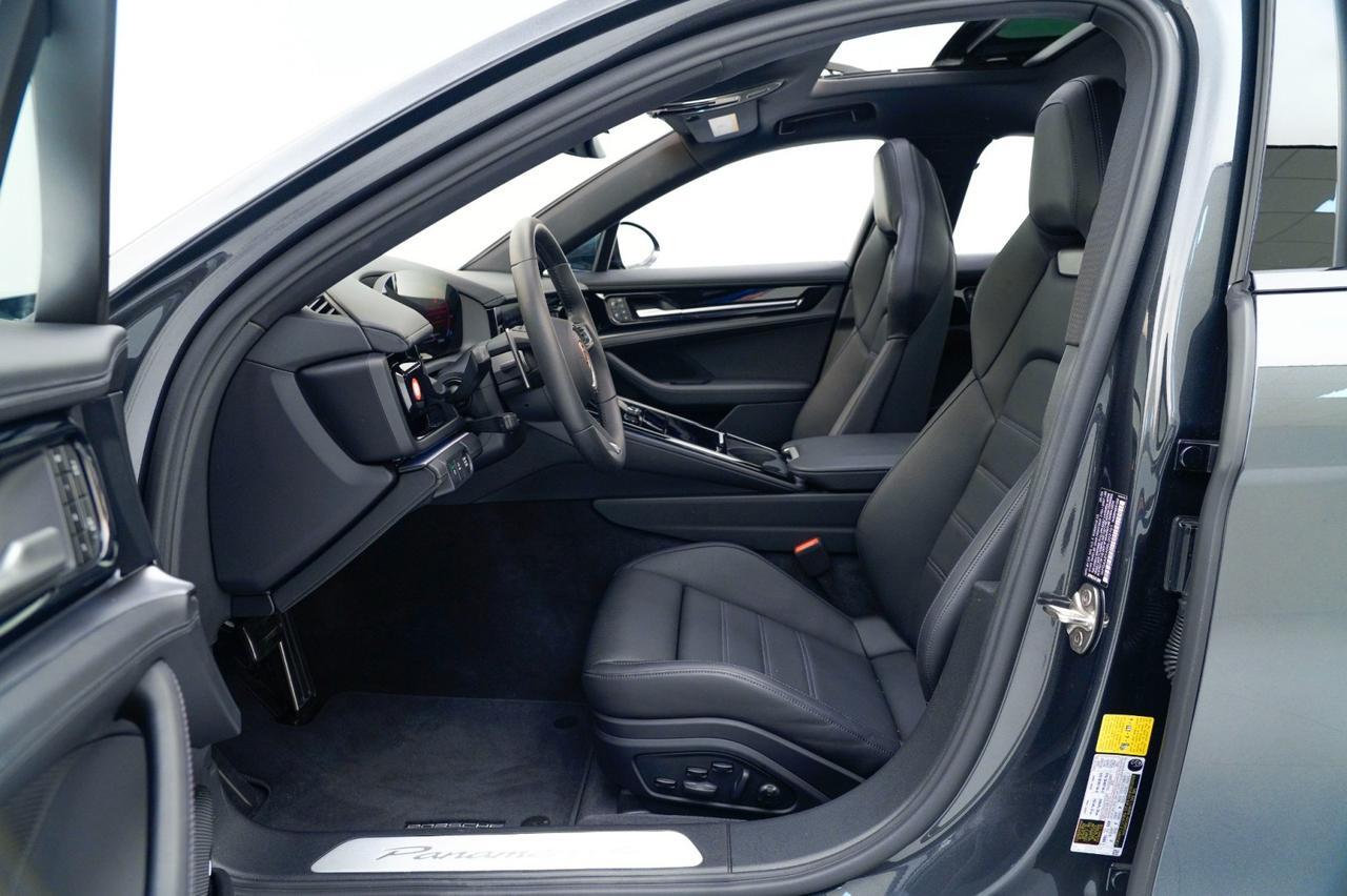 2025 Porsche Panamera 4 Pompano Beach FL