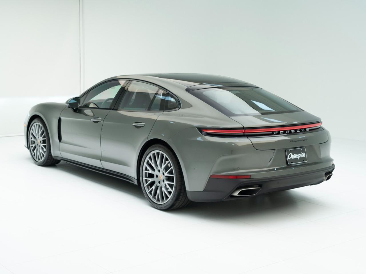 2025 Porsche Panamera 4 Pompano Beach FL