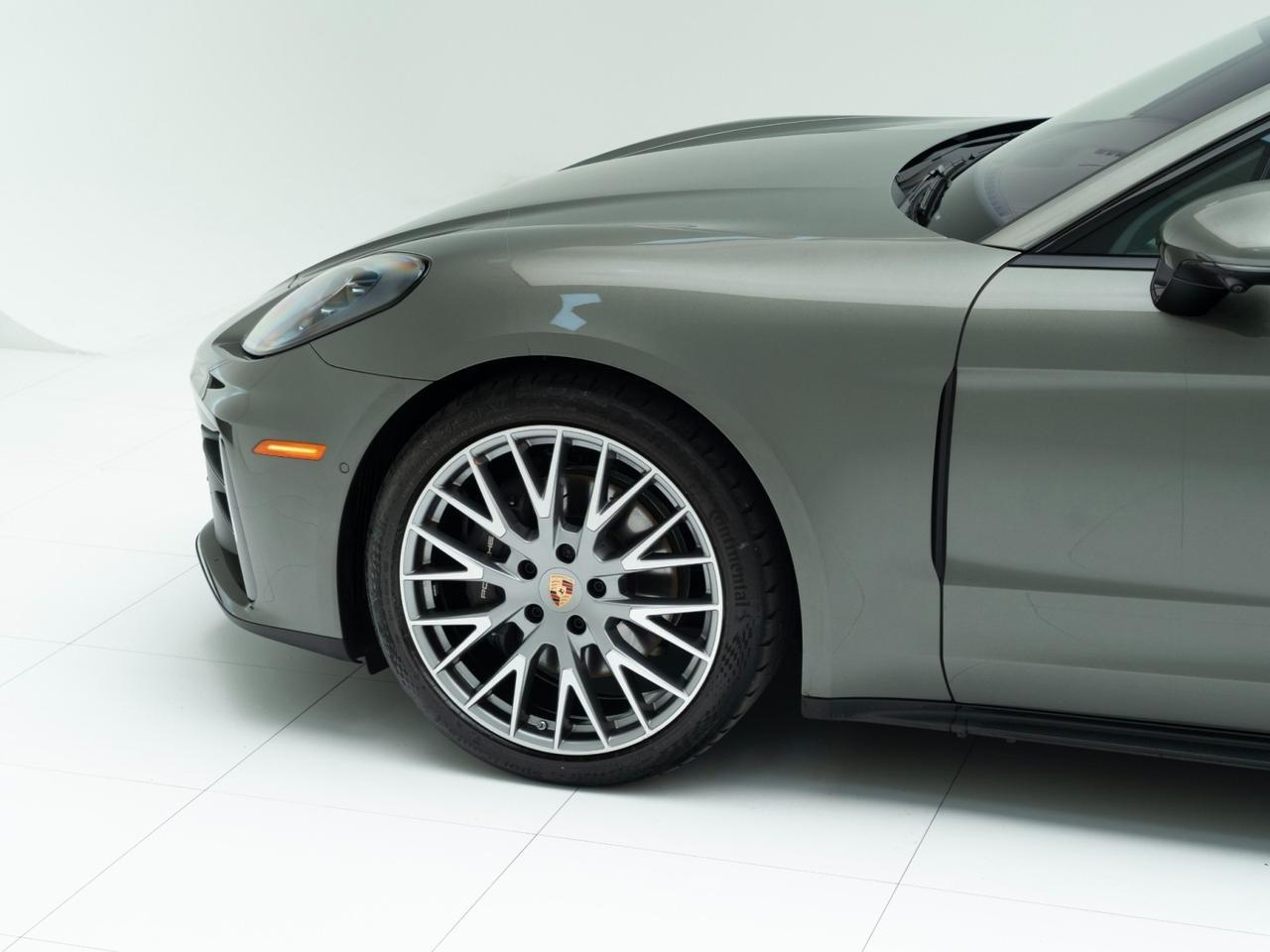 2025 Porsche Panamera 4 Pompano Beach FL