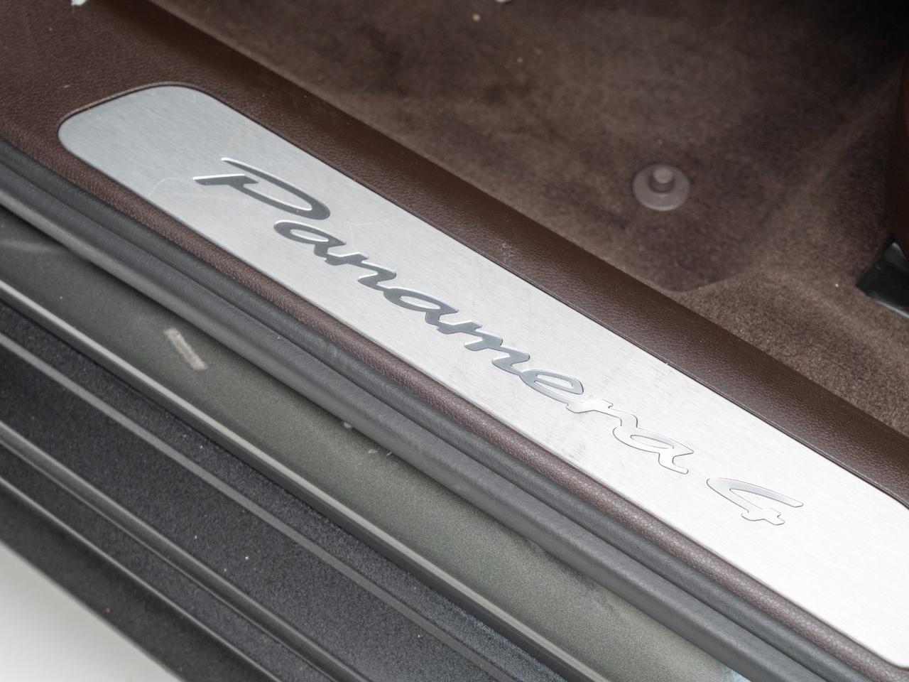 2025 Porsche Panamera 4 Pompano Beach FL