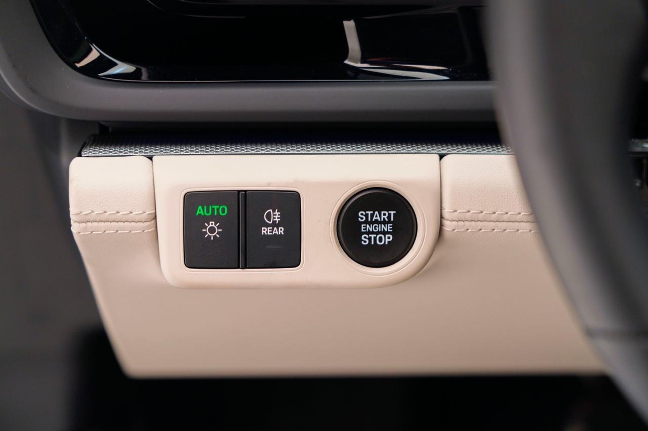 2025 Porsche Panamera 4 Pompano Beach FL