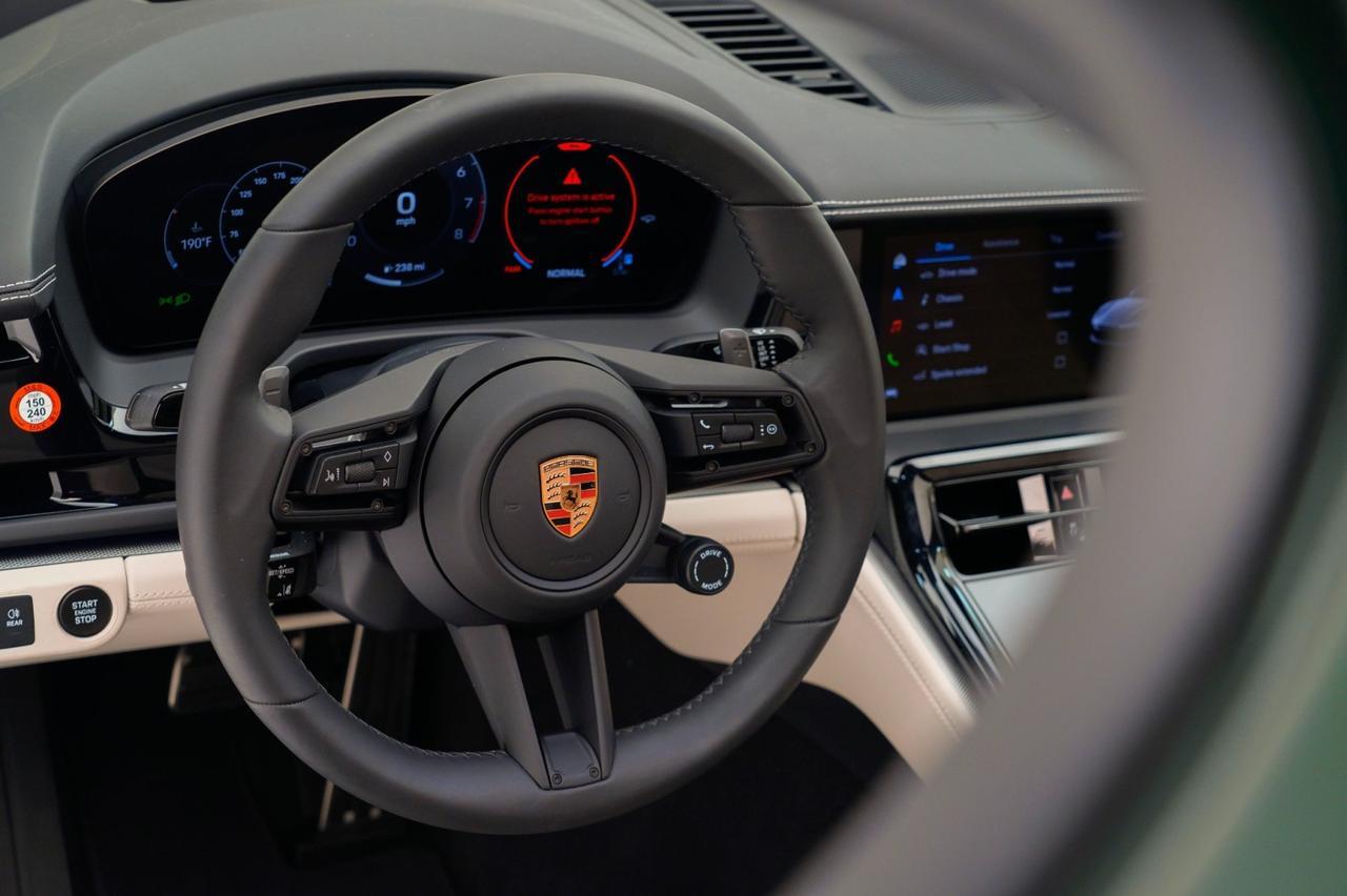 2025 Porsche Panamera 4 Pompano Beach FL