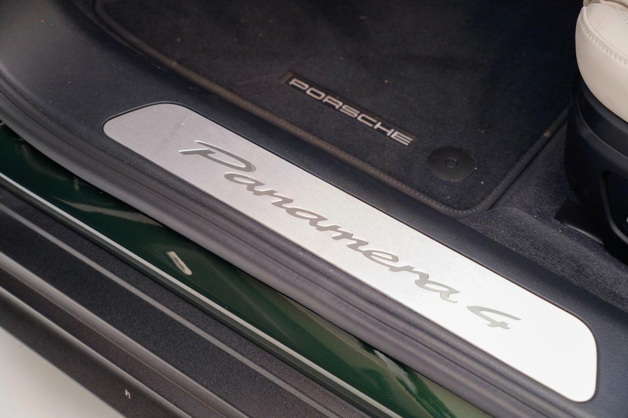 2025 Porsche Panamera 4 Pompano Beach FL