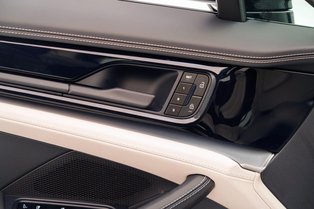 2025 Porsche Panamera 4 Pompano Beach FL