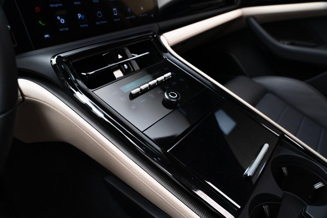 2025 Porsche Panamera 4 Pompano Beach FL