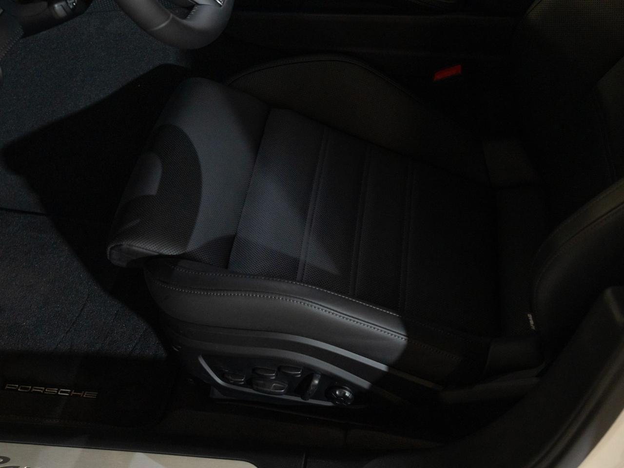 2025 Porsche Panamera 4 Pompano Beach FL