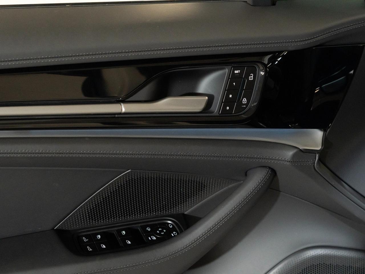 2025 Porsche Panamera 4 Pompano Beach FL