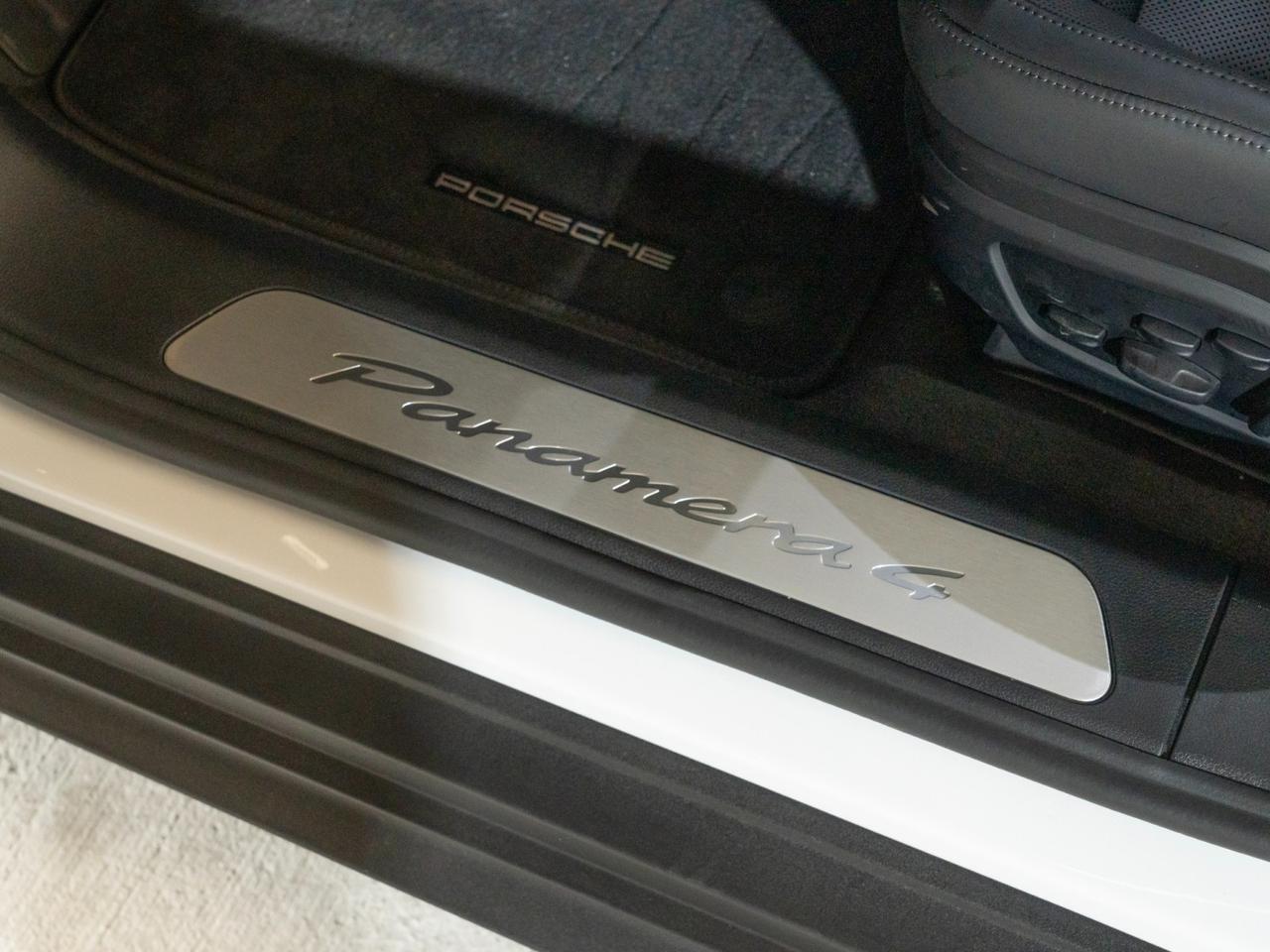 2025 Porsche Panamera 4 Pompano Beach FL