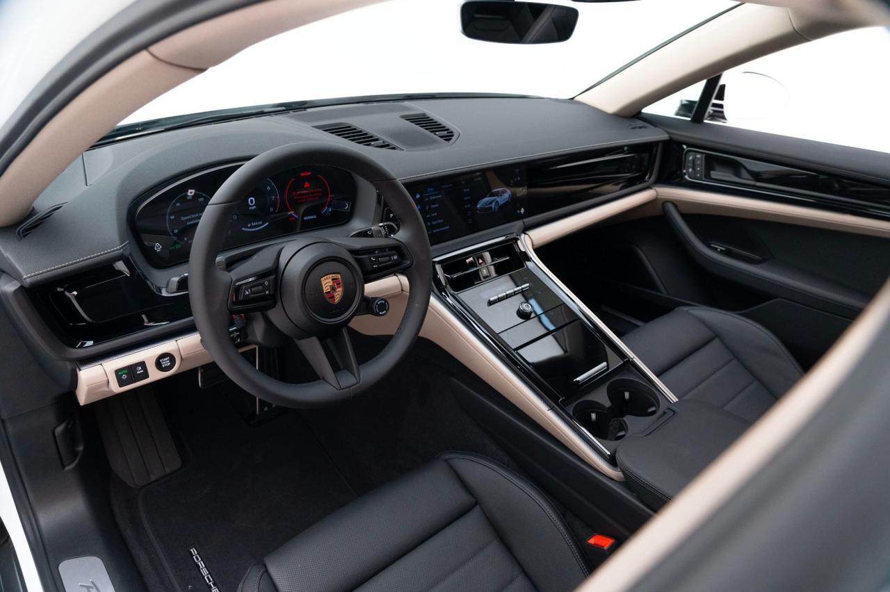 2025 Porsche Panamera 4 Pompano Beach FL