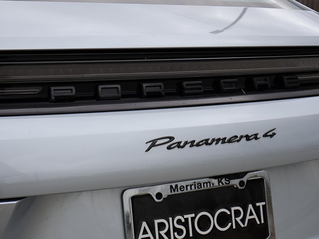 2025 Porsche Panamera 4 San Clemente CA