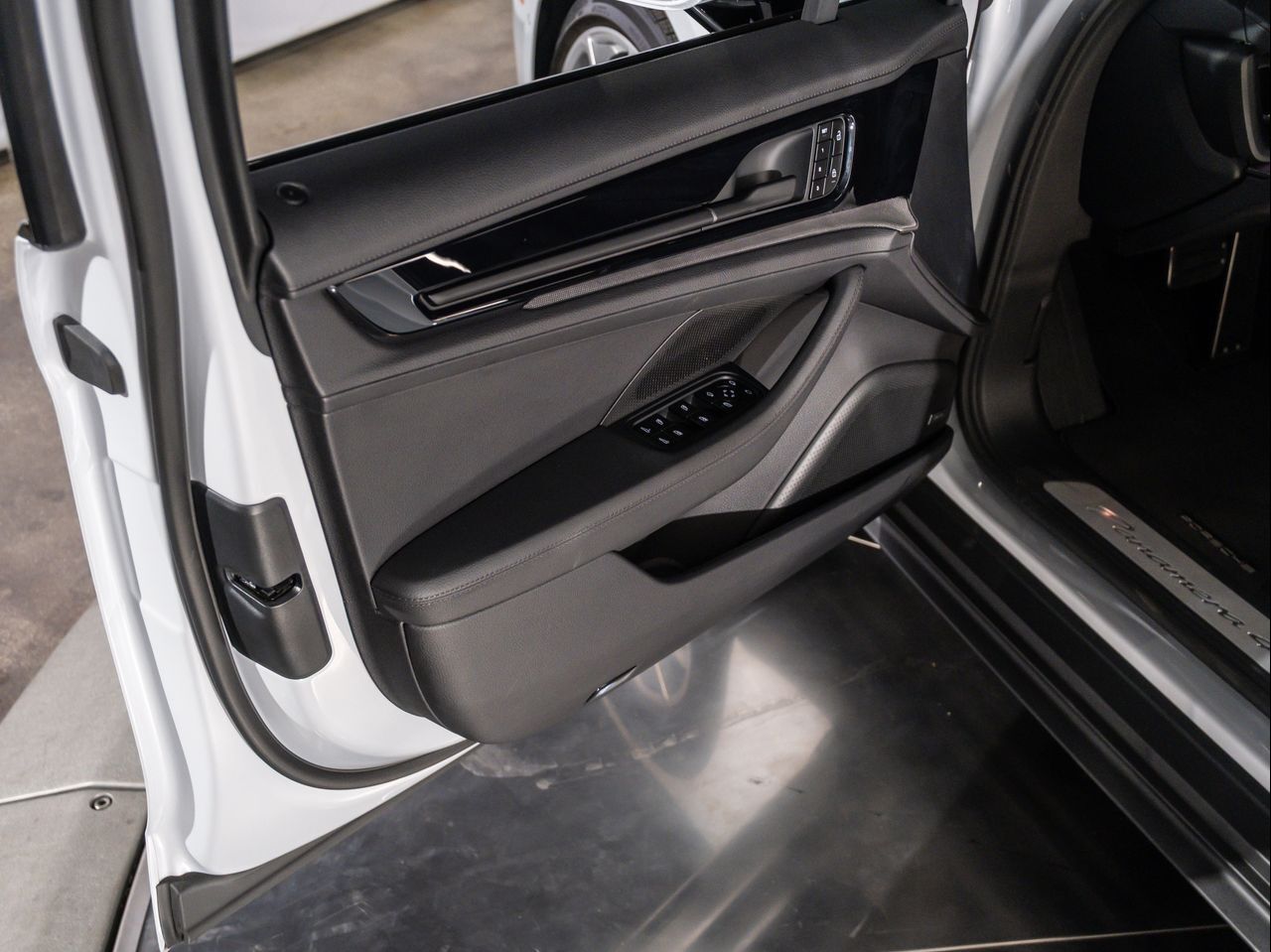 2025 Porsche Panamera 4 Santa Clarita CA