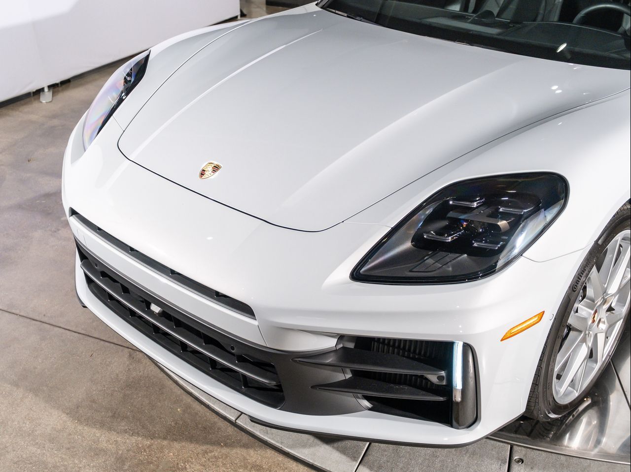 2025 Porsche Panamera 4 Santa Clarita CA