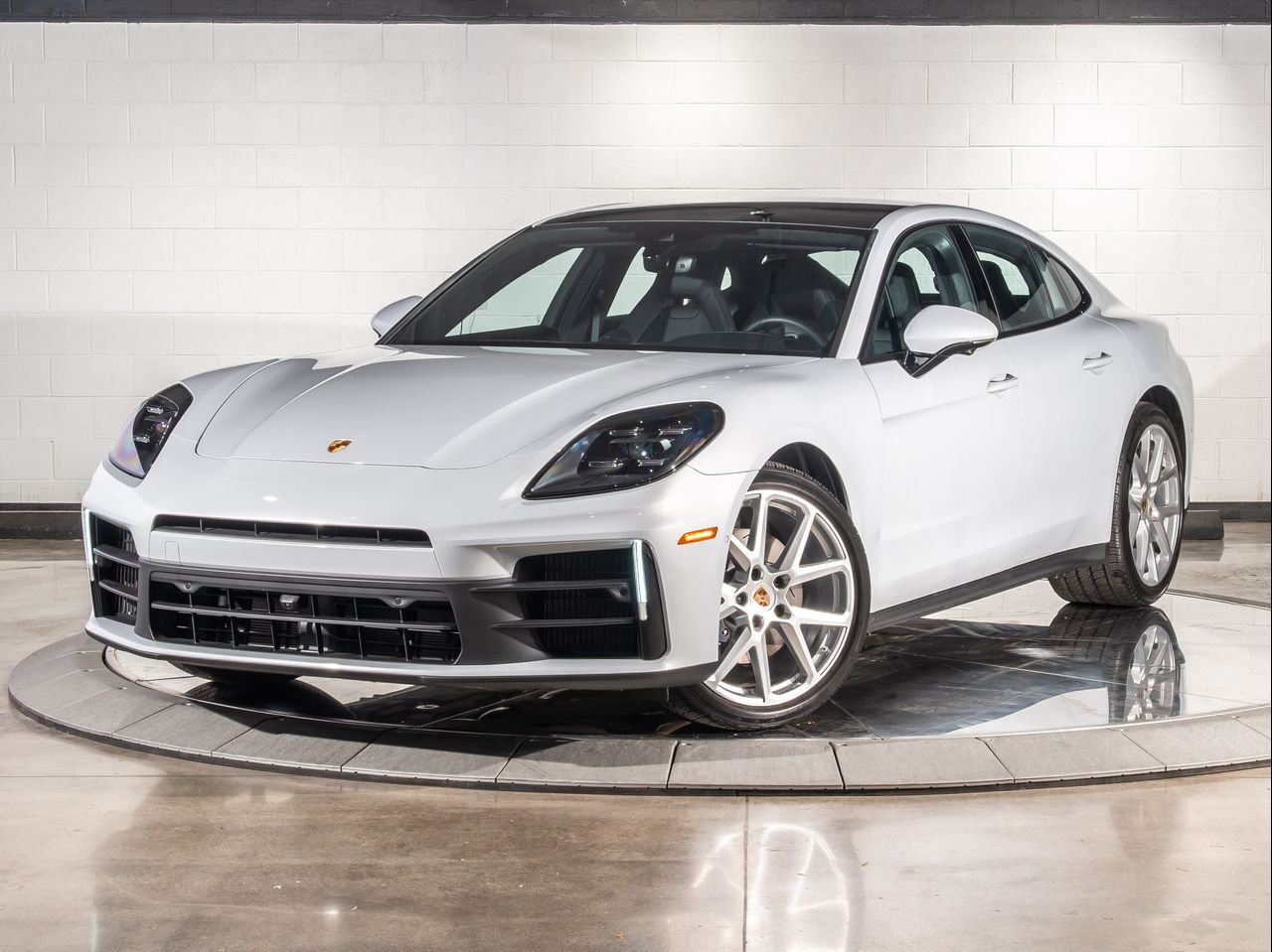 2025 Porsche Panamera 4 Santa Clarita CA