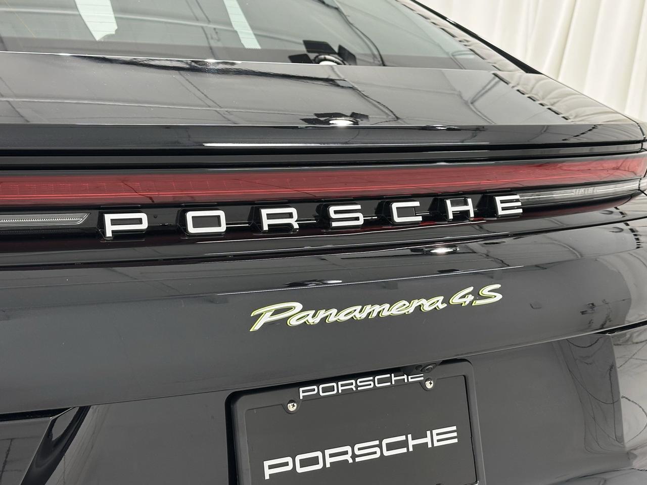 2025 Porsche Panamera 4S E-Hybrid Newark DE