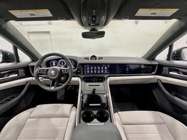 2025 Porsche Panamera Turbo E-Hybrid Newark DE