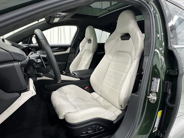 2025 Porsche Panamera Turbo E-Hybrid Newark DE