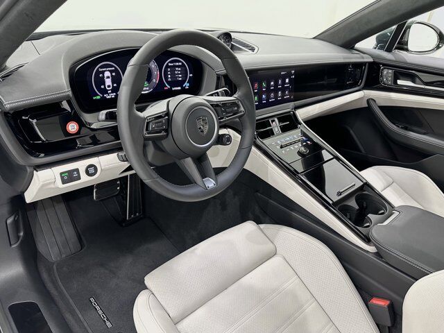 2025 Porsche Panamera Turbo E-Hybrid Newark DE