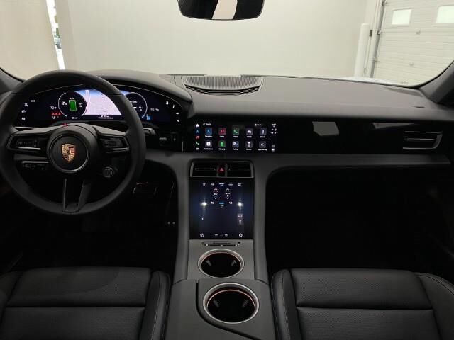 2025 Porsche TAYCAN Appleton WI