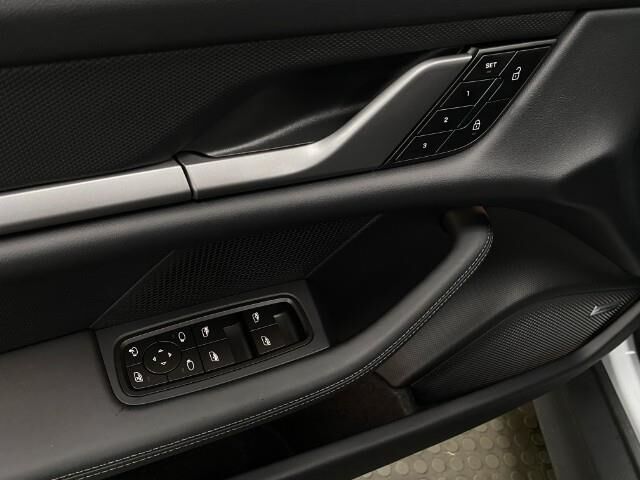 2025 Porsche TAYCAN Appleton WI
