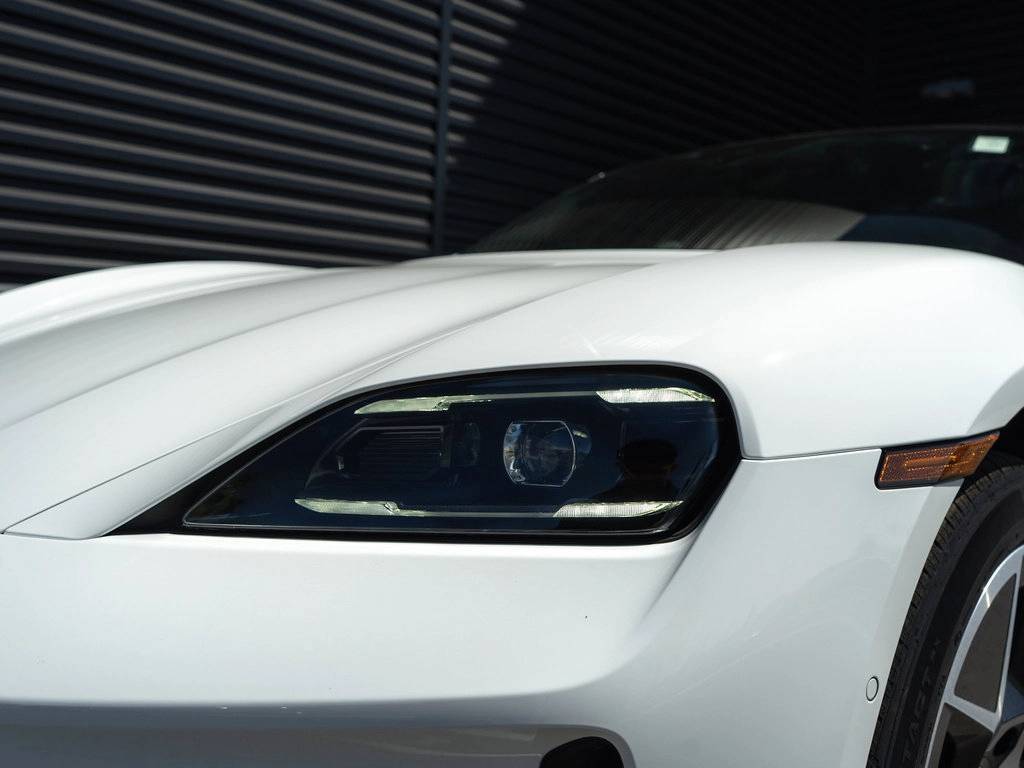 2025 Porsche Taycan Bakersfield CA
