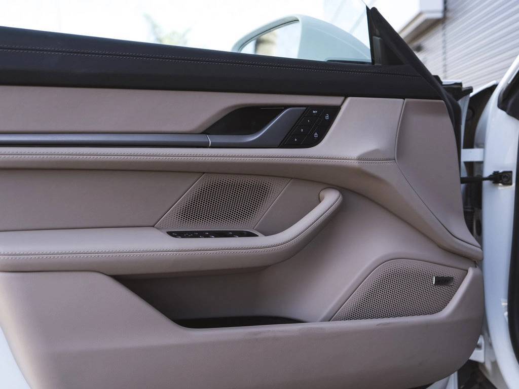 2025 Porsche Taycan Bakersfield CA