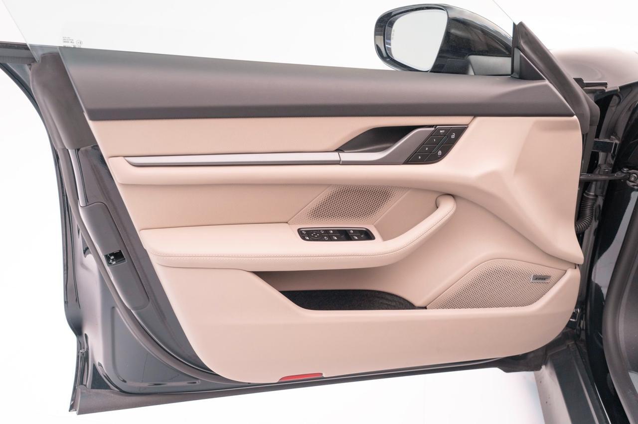 2025 Porsche Taycan Pompano Beach FL