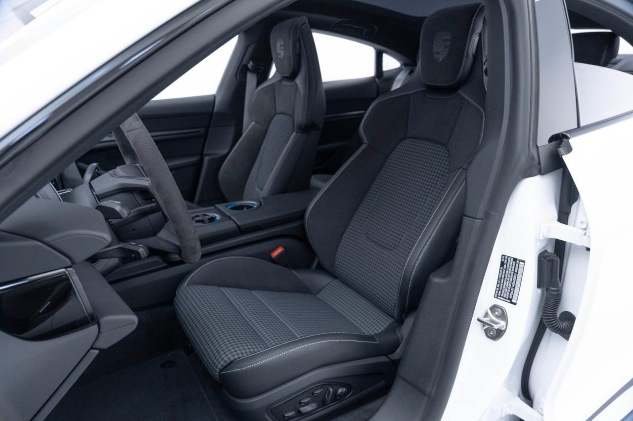 2025 Porsche Taycan Pompano Beach FL