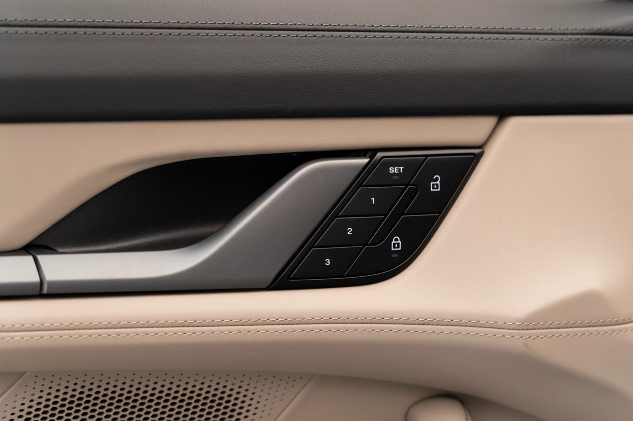 2025 Porsche Taycan Pompano Beach FL