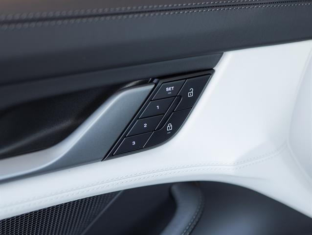 2025 Porsche Taycan 4 Bakersfield CA