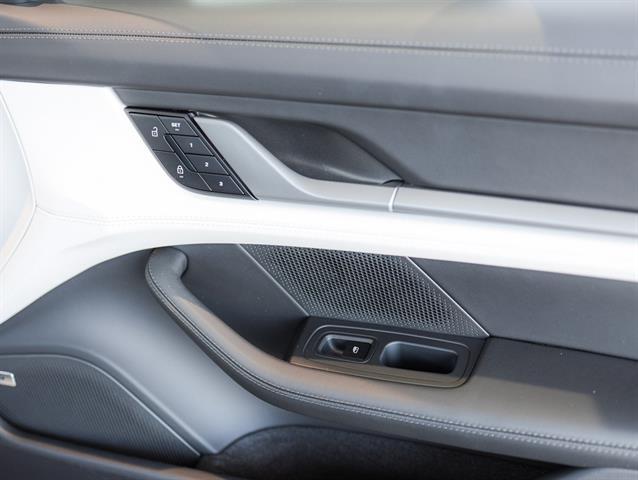 2025 Porsche Taycan 4 Bakersfield CA