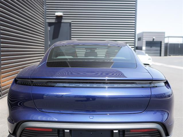 2025 Porsche Taycan 4 Bakersfield CA