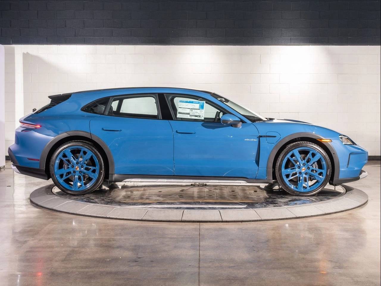 2025 Porsche Taycan 4 Cross Turismo Santa Clarita CA